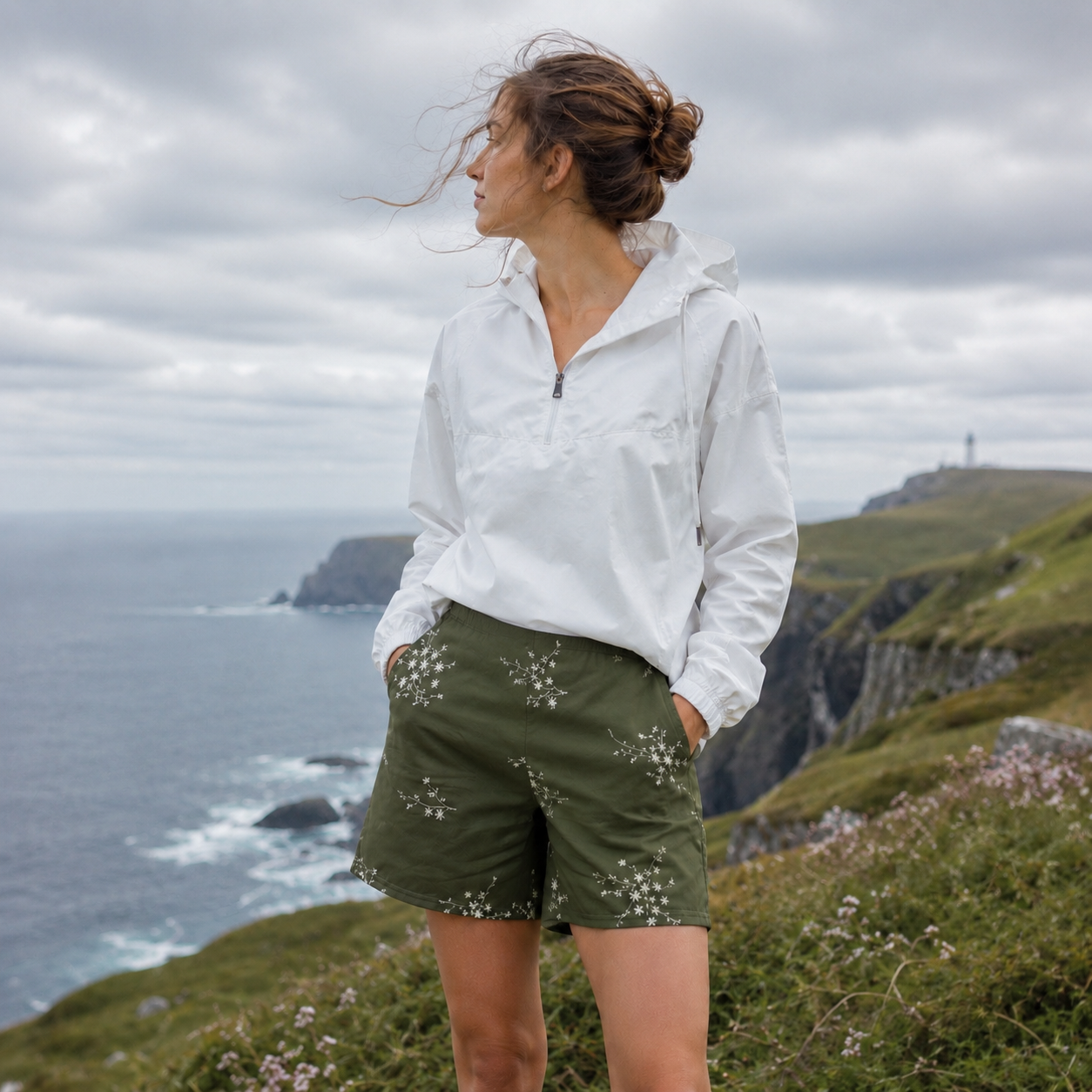 Short Daintree Vert Sauge | Short Artistique Fleuri Unisexe | Artyoti