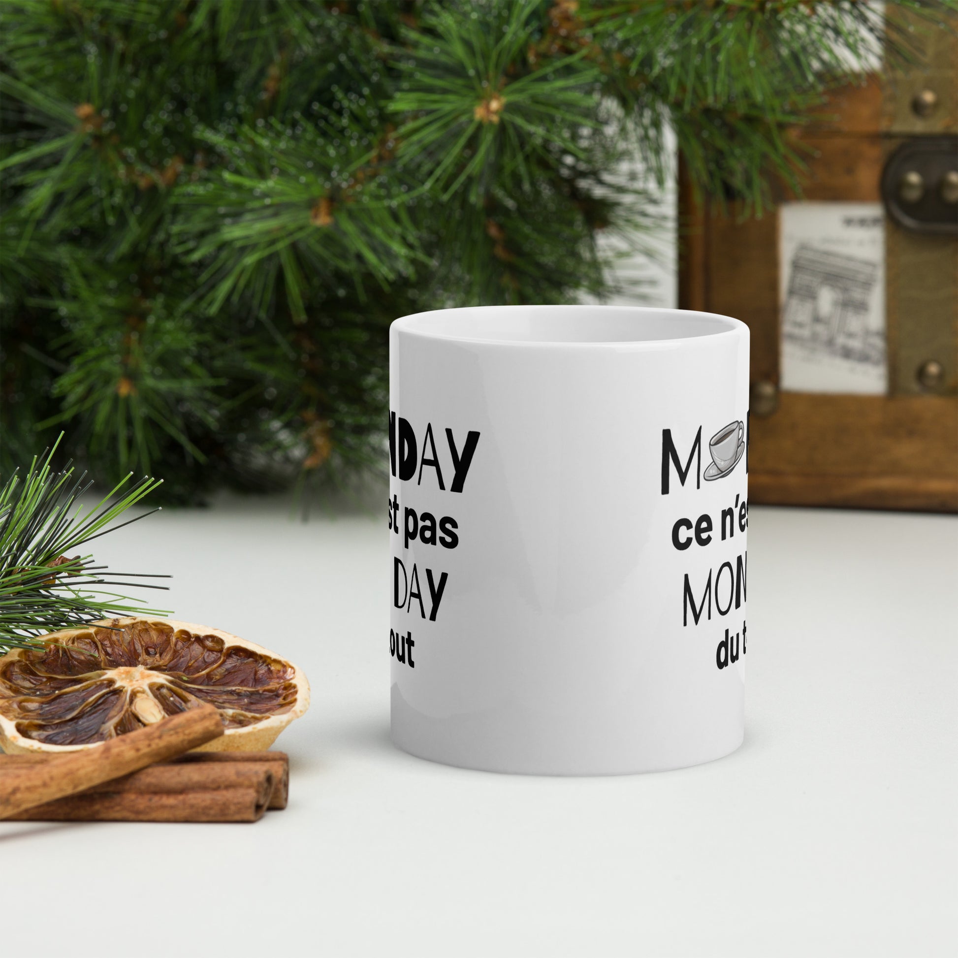 Mug Blanc Brillant - Monday n'est pas mon day du tout - Artyoti 